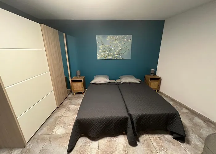 Lägenhet Les Amandiers Custines